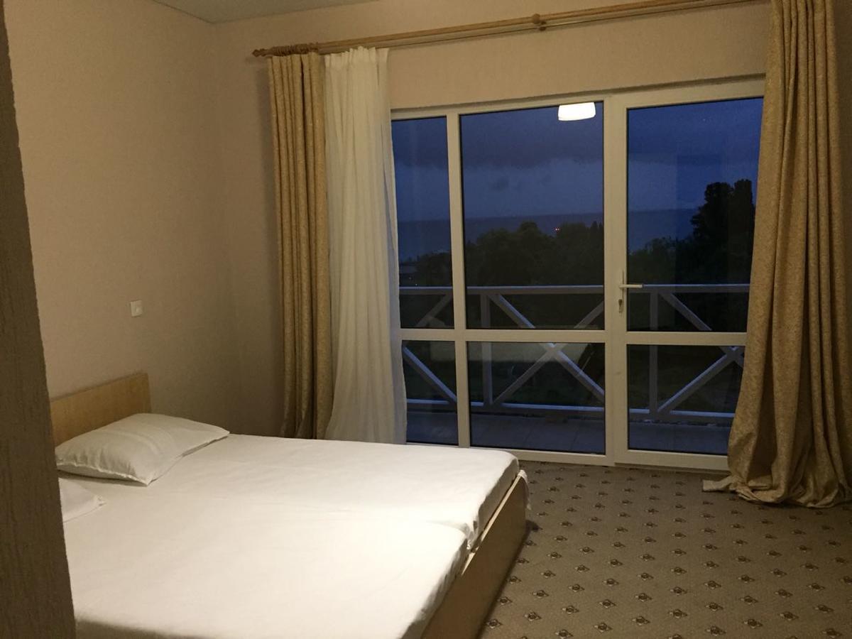 Palm Hotel New Athos エクステリア 写真